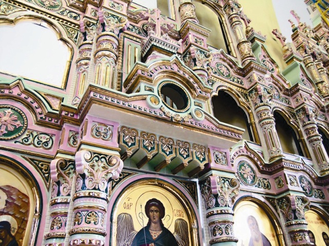 Собор Святой Троицы  построен  в ознаменование рождения наследника царя Николая I