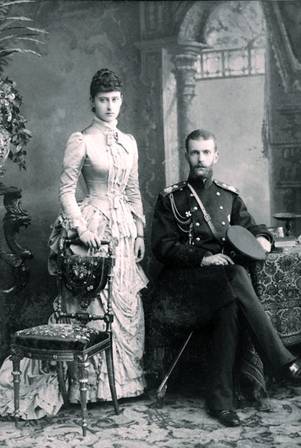 Элла боялась непонимания, но Сергей Александрович был только рад услышать признания принцессы