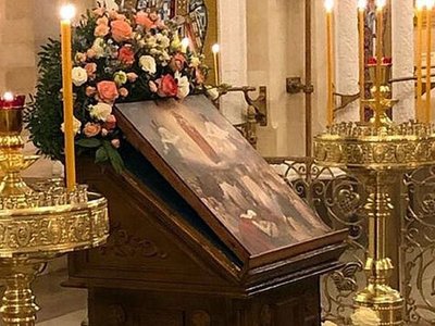 Исторический образ Божией Матери «Всех скорбящих Радость» возвращен в Храм Христа Спасителя